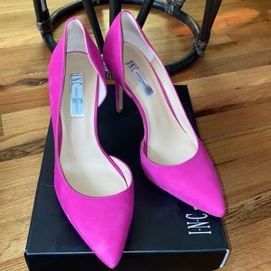 INC Deep Fuscha Pumps